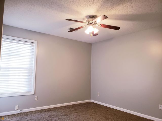 130 Oak Park Terrace, Atlanta, GA 30349