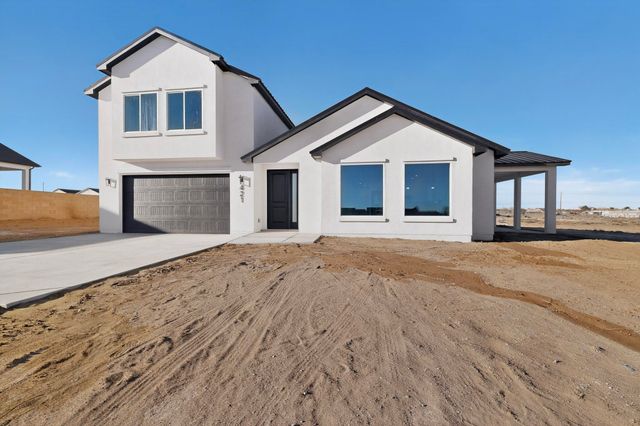 421 9th Avenue NE, Rio Rancho, NM 87124