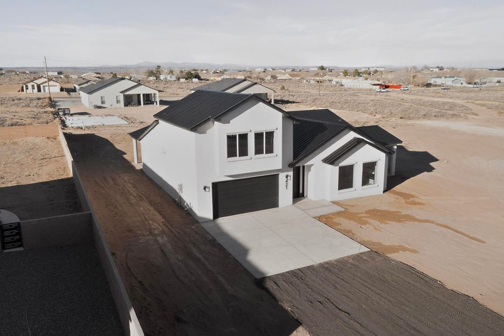 Image 59 of property listing at 421 9th Avenue NE, Rio Rancho, NM 87124