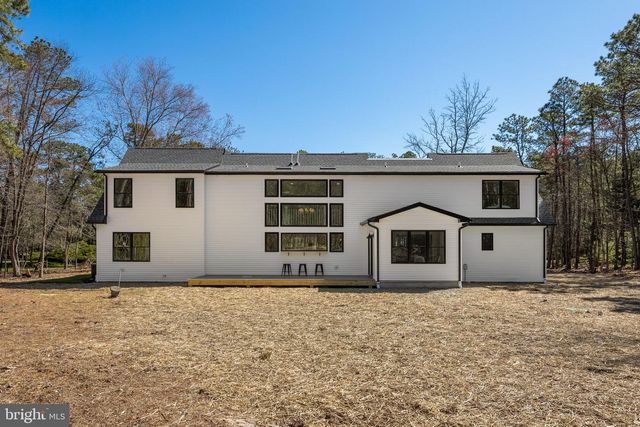 136 W CENTENNIAL DR, Medford, NJ 08055