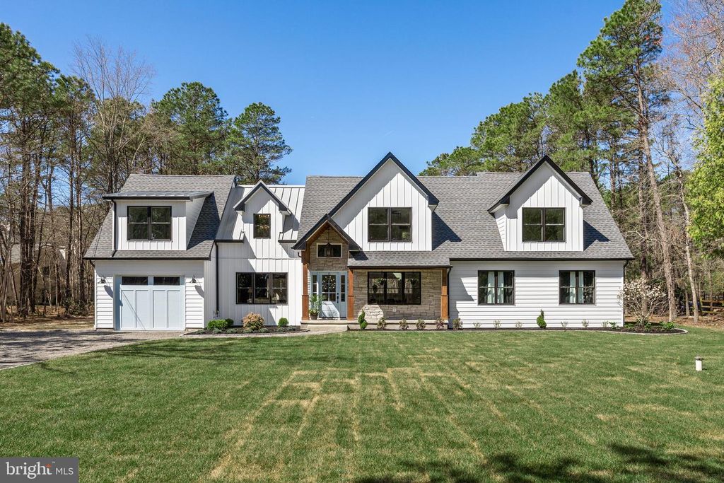 136 W CENTENNIAL DR, Medford, NJ 08055