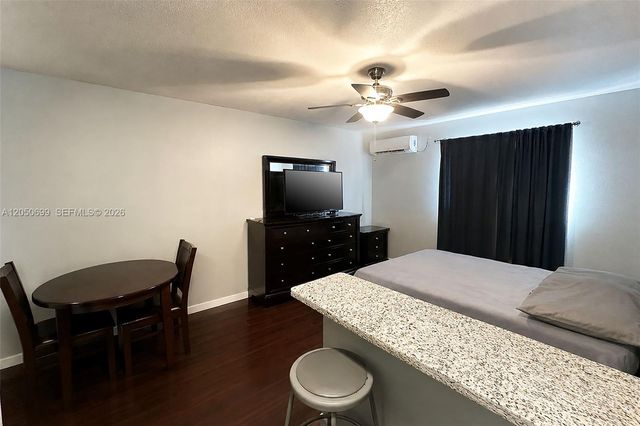 8431 Pasadena Boulevard, Pembroke Pines, FL 33024