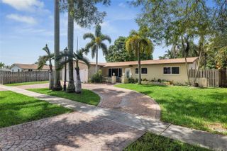 8431 Pasadena Boulevard, Pembroke Pines, FL 33024