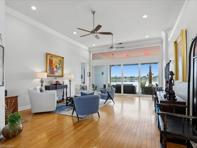 6526 Ilex CIR, Naples, FL 34109