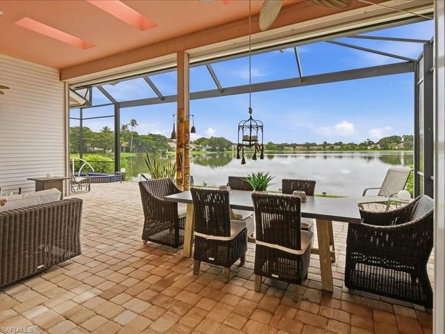 6526 Ilex CIR, Naples, FL 34109
