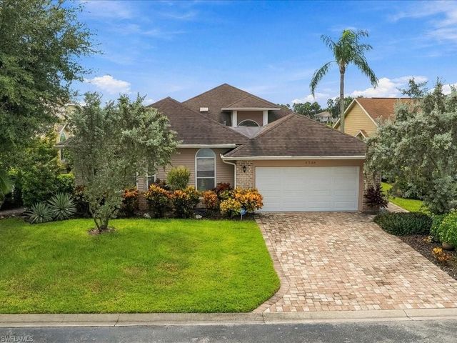 6526 Ilex CIR, Naples, FL 34109