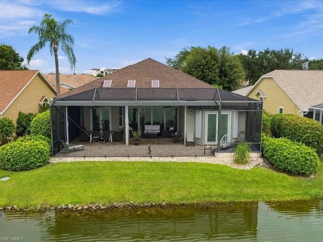 6526 Ilex CIR, Naples, FL 34109