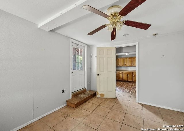 134 Cheyenne, San Antonio, TX 78207