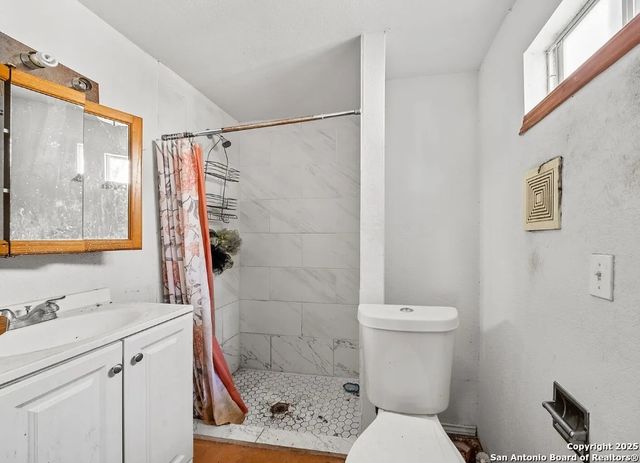 134 Cheyenne, San Antonio, TX 78207