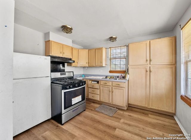 134 Cheyenne, San Antonio, TX 78207