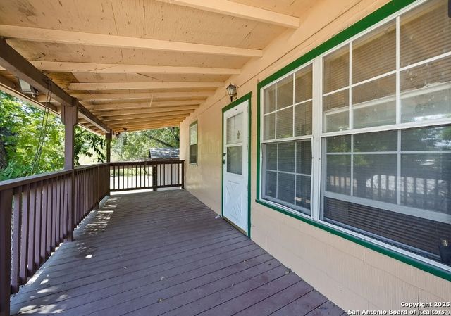 134 Cheyenne, San Antonio, TX 78207