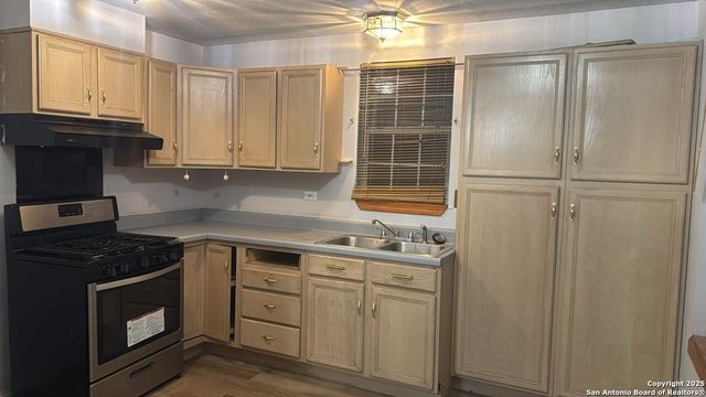 134 Cheyenne, San Antonio, TX 78207