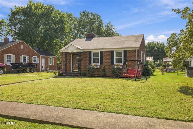 1565 Pineola Avenue, Kingsport, TN 37664