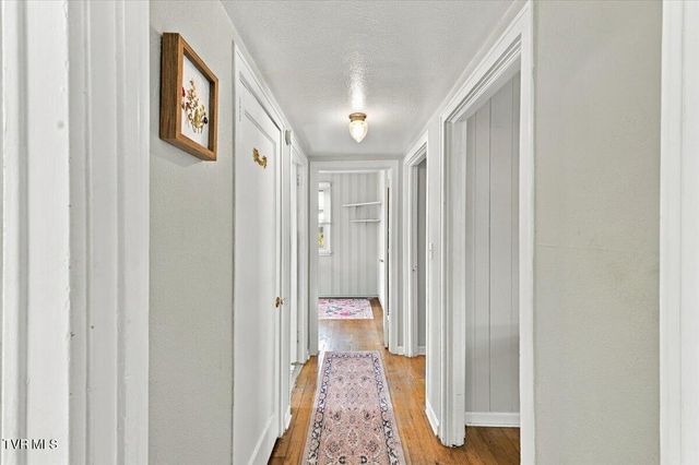 1565 Pineola Avenue, Kingsport, TN 37664