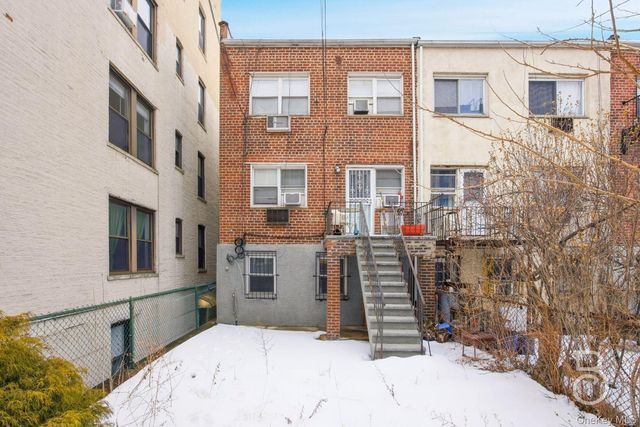 30-25 34th Street, Astoria, NY 11103