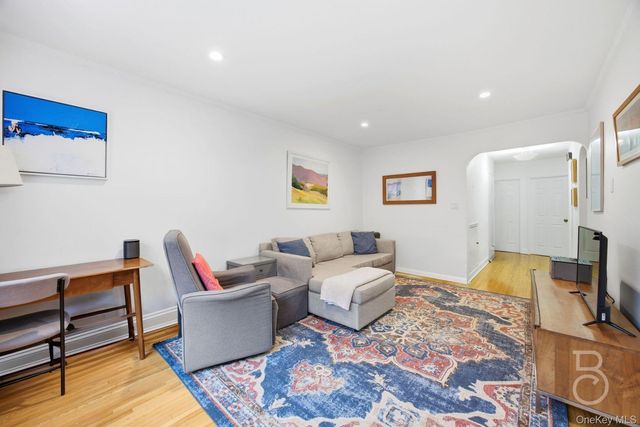 30-25 34th Street, Astoria, NY 11103