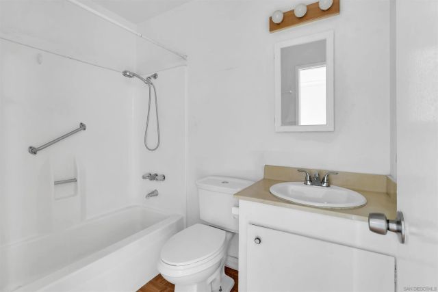 901 Saint George Ct, Spring Valley, CA 91977