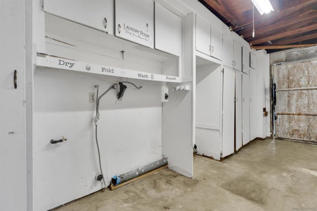 901 Saint George Ct, Spring Valley, CA 91977