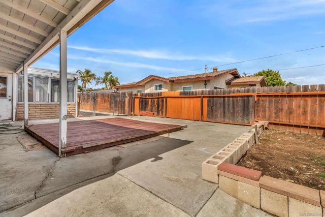 901 Saint George Ct, Spring Valley, CA 91977