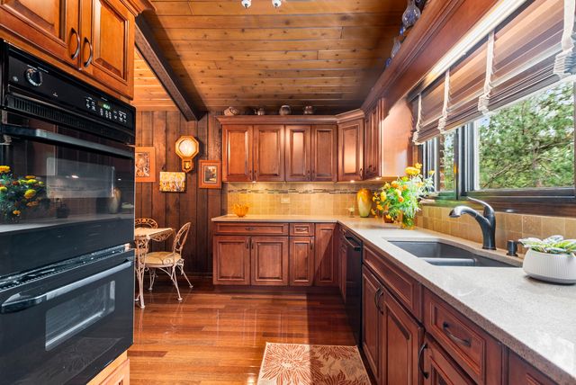 10855 W 151st Street, Orland Park, IL 60467