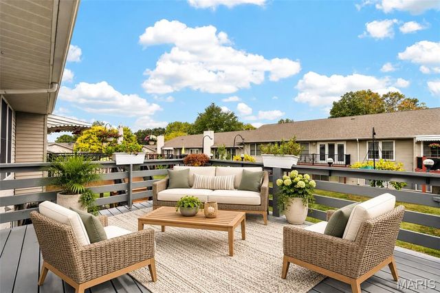 2960 Sylvan Lane 5D, St Charles, MO 63301