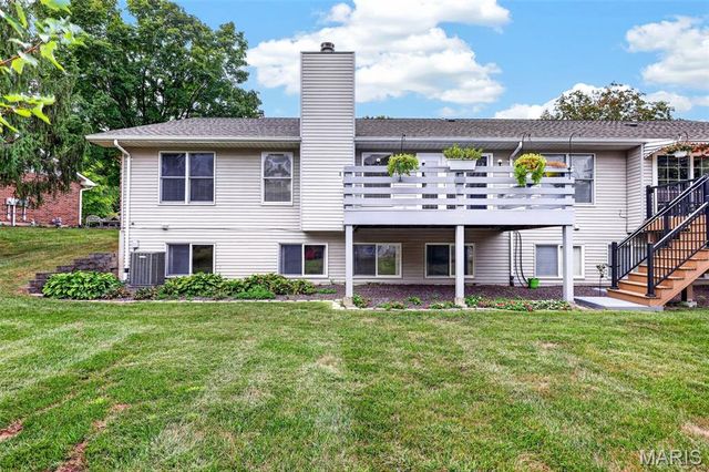 2960 Sylvan Lane 5D, St Charles, MO 63301