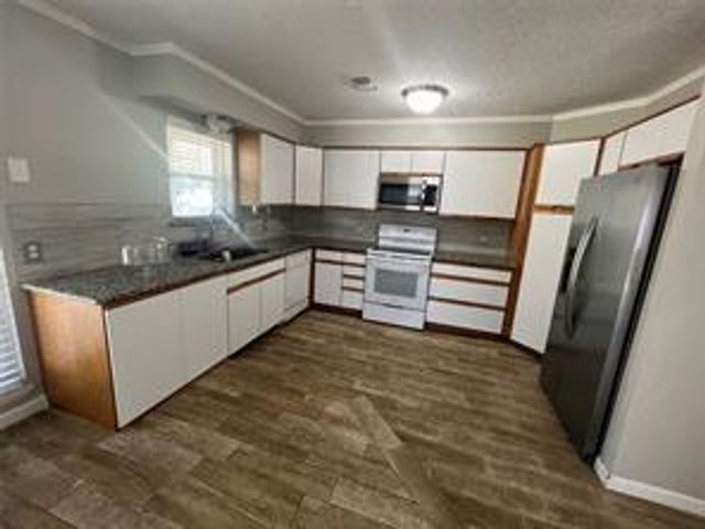 16064 Holly Street, Porter, TX 77365