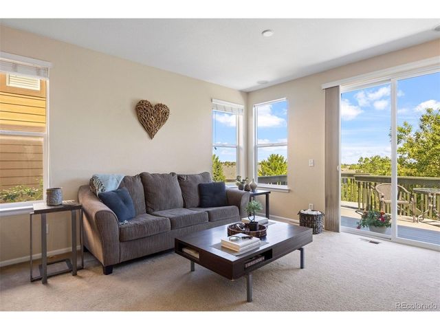 5321 Windflower Ln, Highlands Ranch, CO 80130