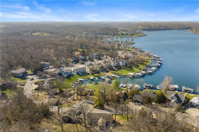 57 Y Street, Lake Lotawana, MO 64086