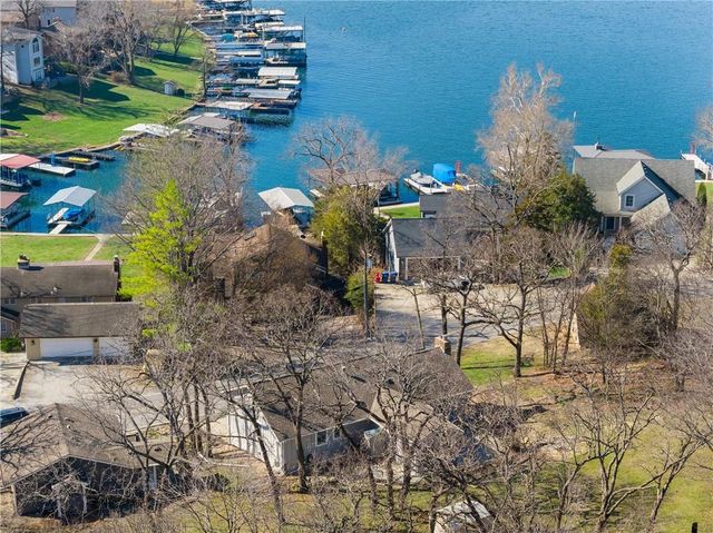 57 Y Street, Lake Lotawana, MO 64086