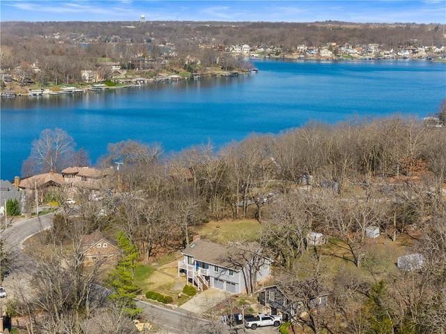 57 Y Street, Lake Lotawana, MO 64086