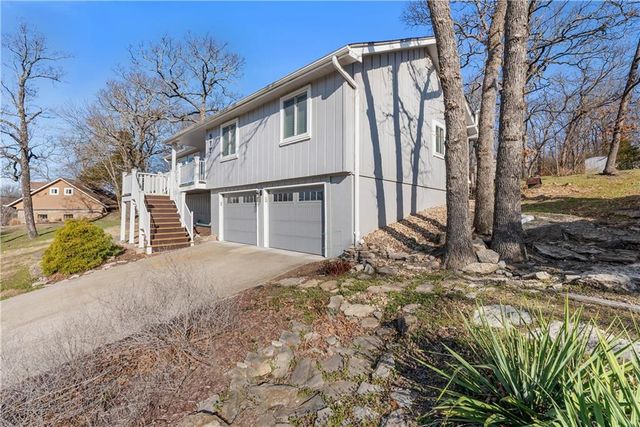 57 Y Street, Lake Lotawana, MO 64086