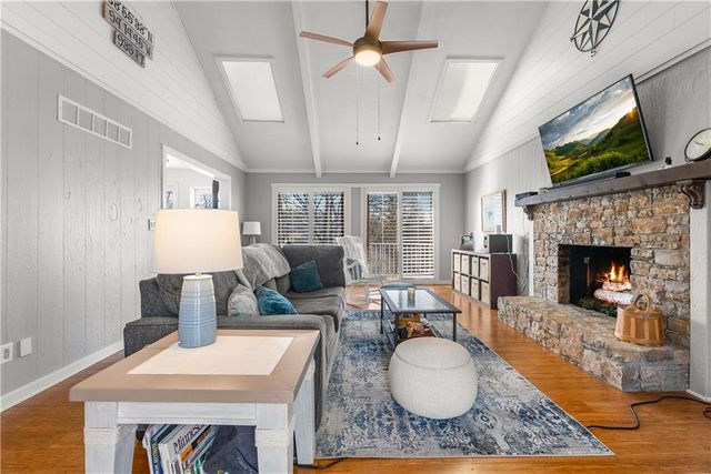 57 Y Street, Lake Lotawana, MO 64086