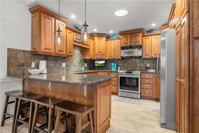 57 Y Street, Lake Lotawana, MO 64086