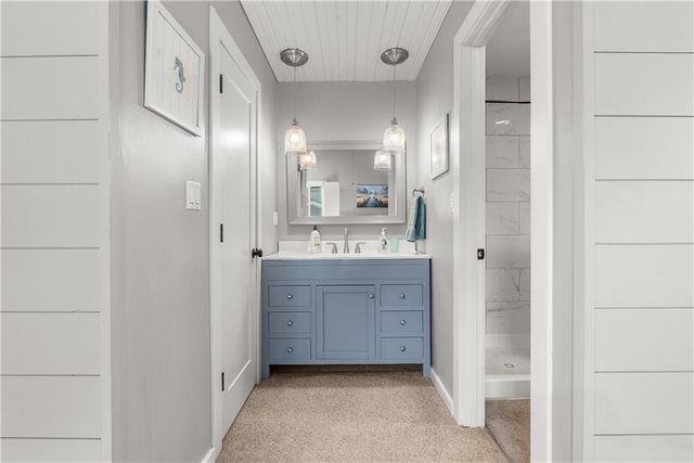 57 Y Street, Lake Lotawana, MO 64086