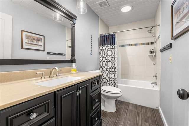 57 Y Street, Lake Lotawana, MO 64086