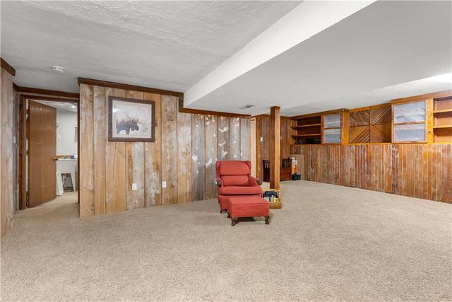 57 Y Street, Lake Lotawana, MO 64086