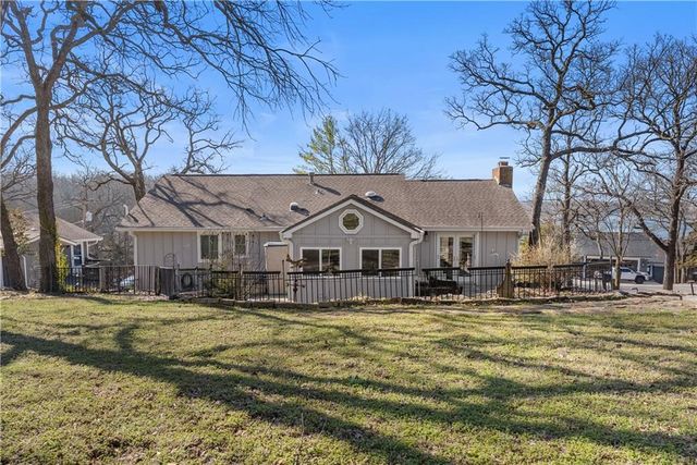 57 Y Street, Lake Lotawana, MO 64086