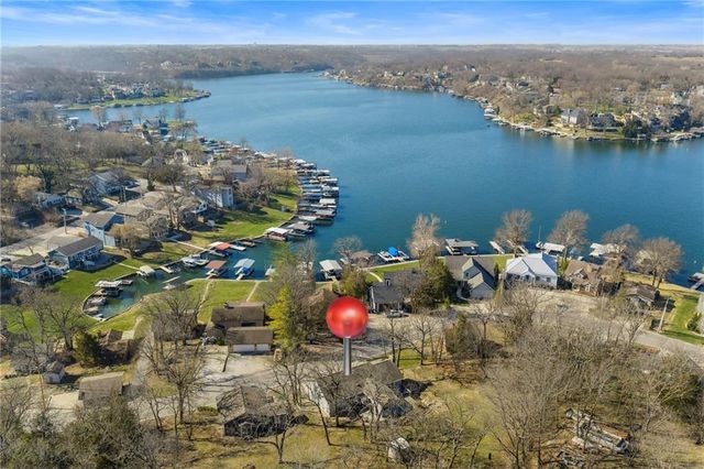 57 Y Street, Lake Lotawana, MO 64086