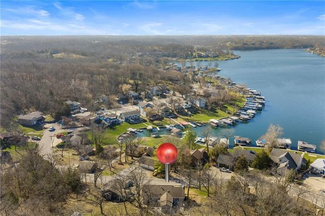 57 Y Street, Lake Lotawana, MO 64086