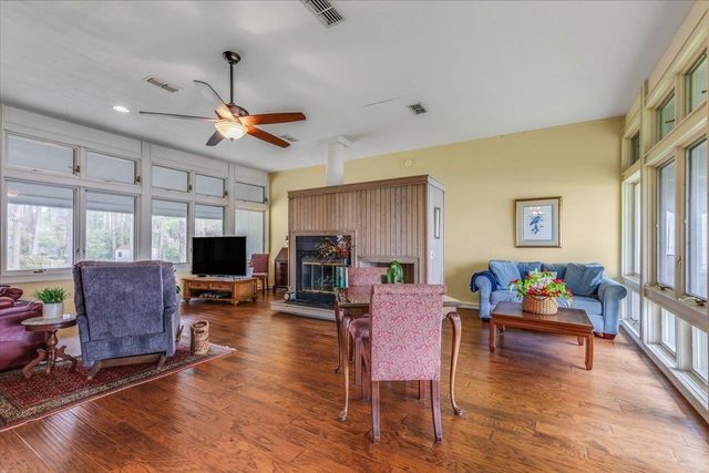 2488 HIGHWAY 98 EAST, Carrabelle, FL 32322