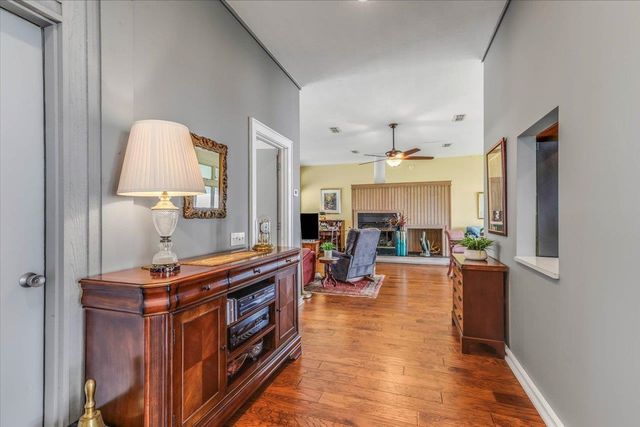 2488 HIGHWAY 98 EAST, Carrabelle, FL 32322