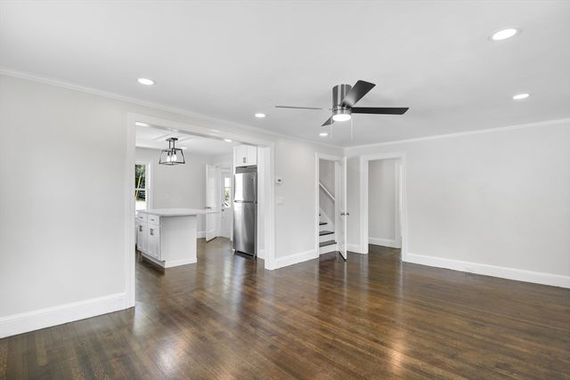 35 Richardson Rd, Fitchburg, MA 01420