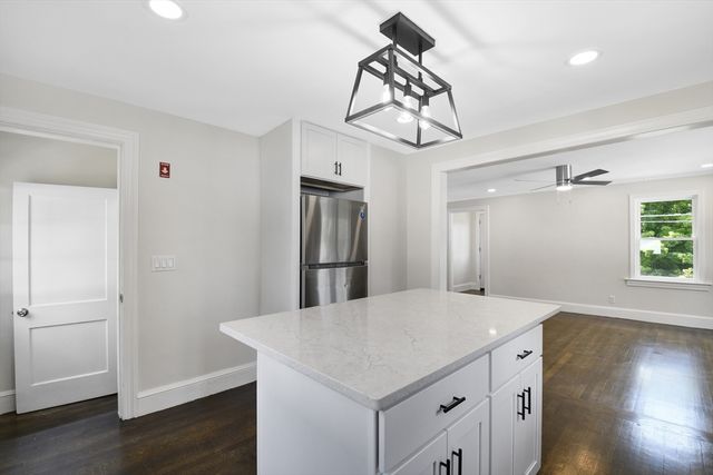 35 Richardson Rd, Fitchburg, MA 01420