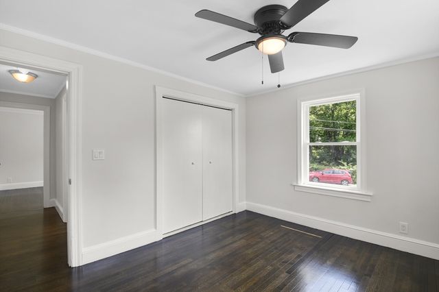 35 Richardson Rd, Fitchburg, MA 01420