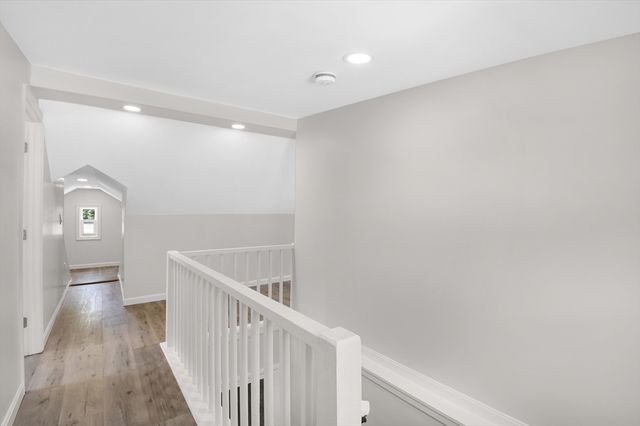 35 Richardson Rd, Fitchburg, MA 01420