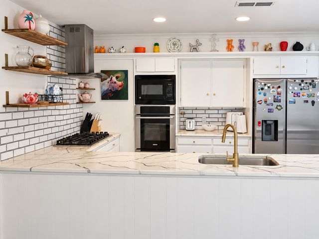 1650 Azteca Drive, Fort Worth, TX 76112