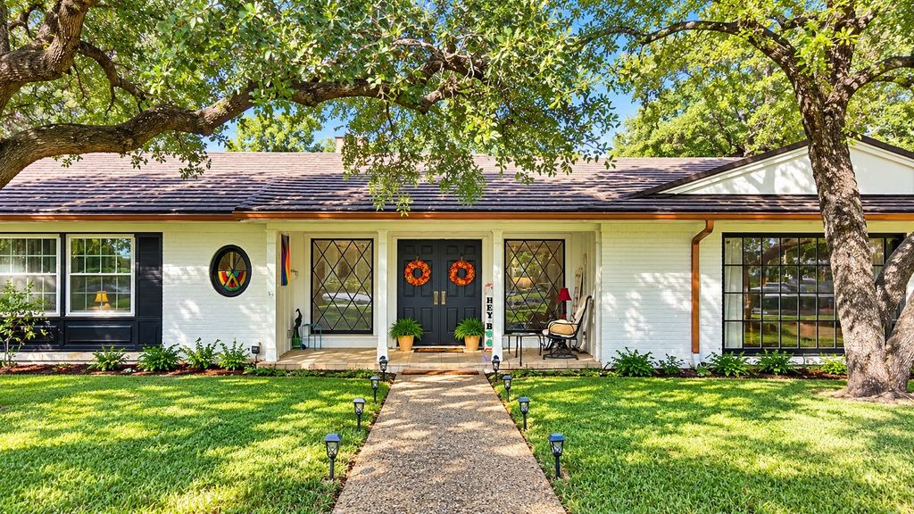 1650 Azteca Drive, Fort Worth, TX 76112 — photo 2