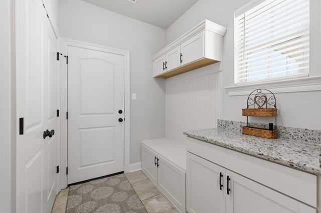 109 Kings Wood Avenue, Thibodaux, LA 70301