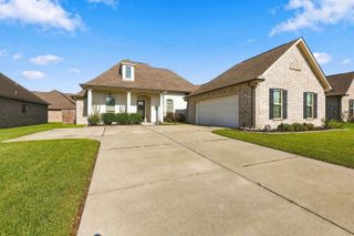 109 Kings Wood Avenue, Thibodaux, LA 70301